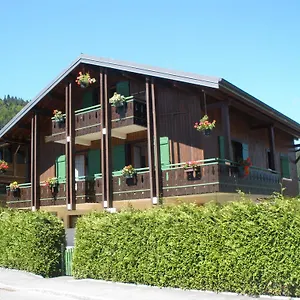 Le Feufy Apartment