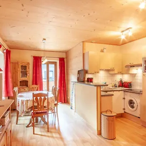 Place Eglise 2 Apartment